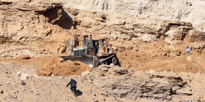 شركة صينية تنسحب من مناجم الفوسفات بالصحراء الغربية