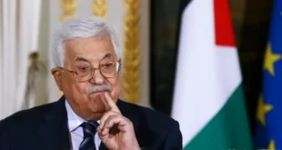 محمود عباس يلتقي وزير الدفاع الإسرائيلي في منزله بإسرائيل