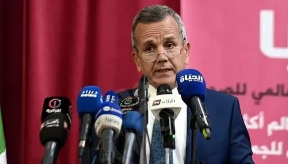 وزير الصحة عبد الرحمان بن بوزيد يفصل في مسألة العودة إلى الغلق الكلي