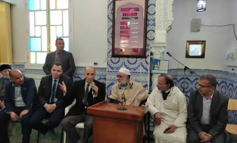 شاهد بالفيديو بالفيديو.. إمام مسجد الهداية مشدالة يعتذر!