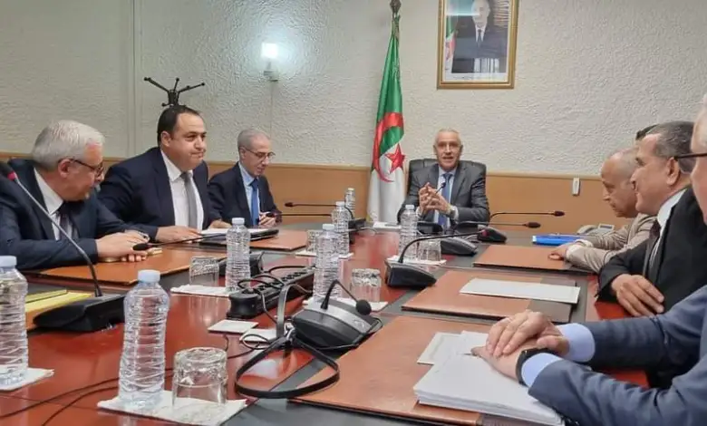 وزير النقل تنصيب الرئيس المدير العام الجديد للخطوط الجوية الجزائرية