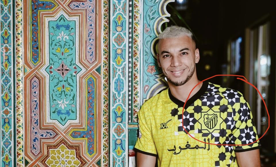 النادي المغربي الفاسي يسرق المنتخب الجزائري