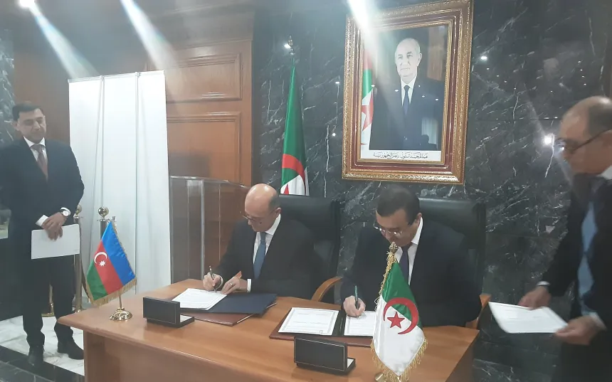 الجزائر توقع مذكرة تفاهم هامة مع جمهورية اذربيجان
