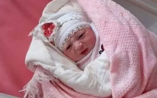 شاب سوري يطلق اسم “الجزائر” على مولودته الجديدة
