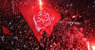 نادي الوداد المغربي يوجه طلبا غريبا لجماهيره بالجزائر