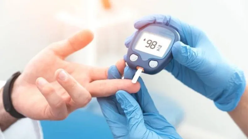 تجنب مرضى السكري وارتفاع ضغط الدم هذه الأمور خلال شهر رمضان