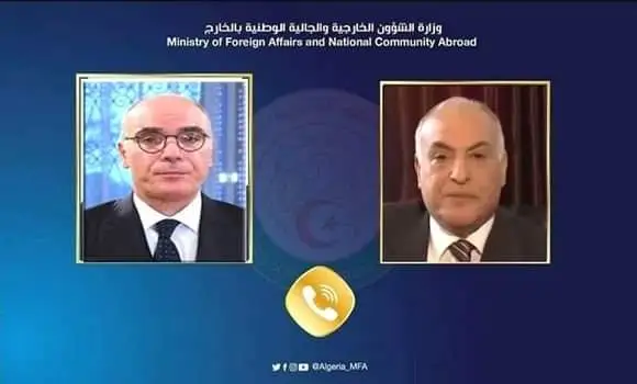 وزير الخارجية الجديد أحمد عطاف يتلقى مكالمة هاتفية من نظيره التونسي