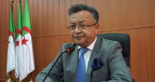تسجيلات جامعية إلكترونية لحاملي البكالوريا الجدد في الجزائر