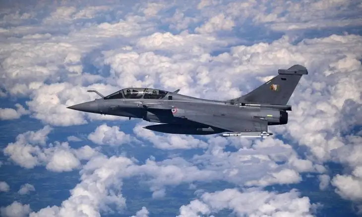 الجزائر تمنع طائرات عسكرية فرنسية من التحليق نحو النيجر