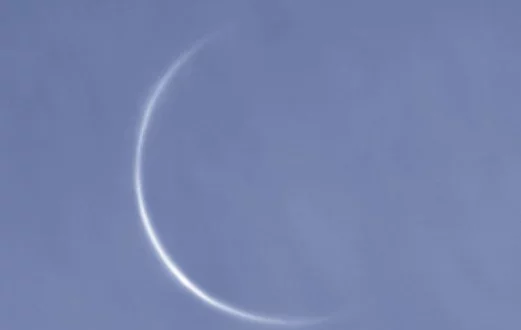 تصوير كوكب الزهرة كهلال في يوم الاقتران: لقطات مذهلة من مرصد الختم الفلكي