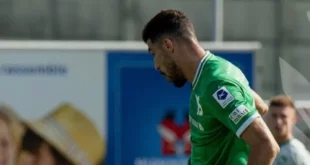 فيديو: الدولي الجزائري أيمن محيوس يُهدي فوزا لِفريقه إيفردون سبور