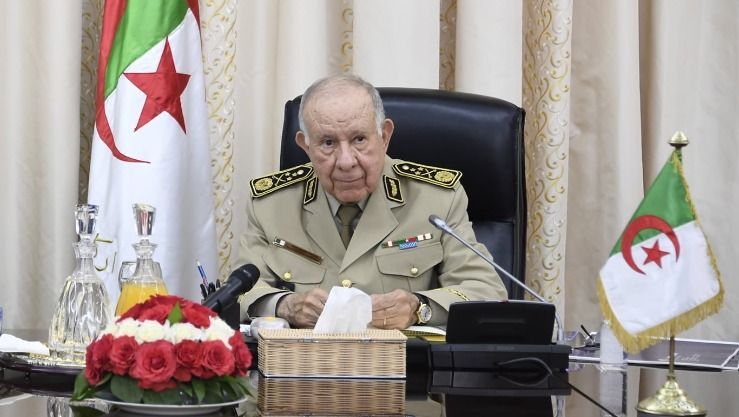 زيارة رئيس أركان الجيش الوطني الشعبي إلى معرض الدفاع في الرياض