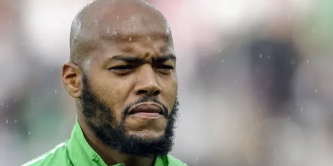 استبعاد رايس مبولحي يثير تكهنات اعتزاله الدولي مع منتخب الجزائر