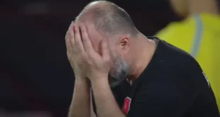 بلماضي يبكي بعد خسارة الدحيل أمام الأهلي بثلاثية في الدوري القطري